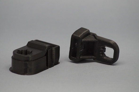 Детали из ABS пластика с очищенными и неочищенными поддержками Детали из ABS пластика